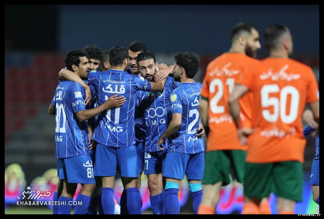استقلال با پیروزی در برابر مس رفسنجان صدرنشین لیگ شد