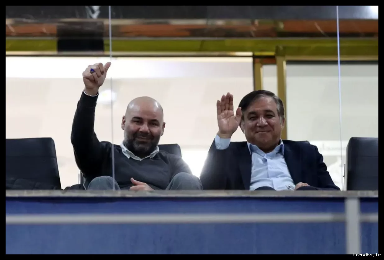 سرمربی جدید استقلال در بازی مقابل مس تماشاگر ویژه است.