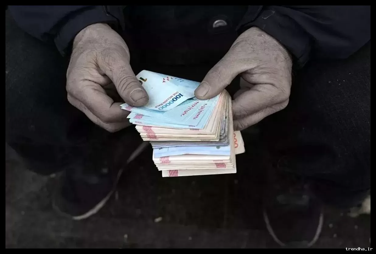 حذف چهار صفر از پول ملی به طور رسمی آغاز شد