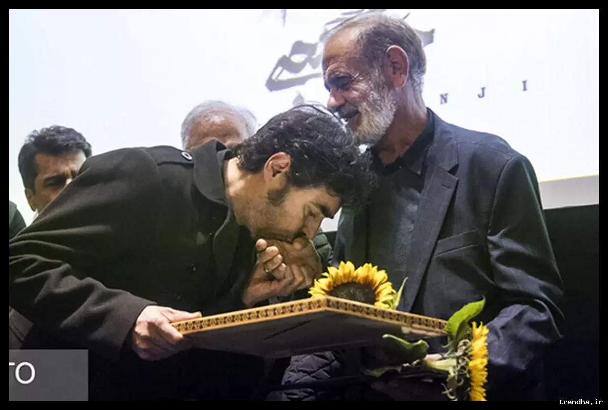 تشکر شهاب حسینی و رامبد جوان از هنرمندان در مراسم بزرگداشت جواد گنجی